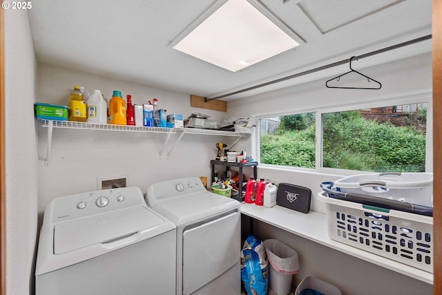500 State St, North Bend, OR 97459 - laundry area with washing machine and dryer
