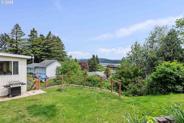 500 State St, North Bend, OR 97459 - view of green lawn featuring a mountain view