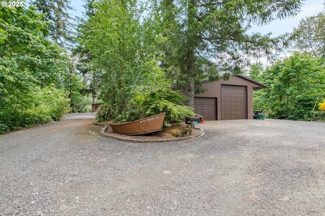 11874 Riverhaven Ln, Stayton, OR 97383 - detached garage featuring driveway