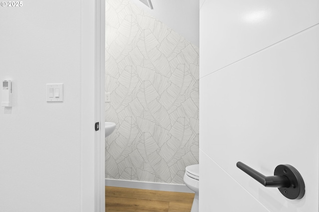 3530 NE 44th Ave, Portland, OR 97212 - full bathroom with toilet, a shower with curtain, and wood finished floors