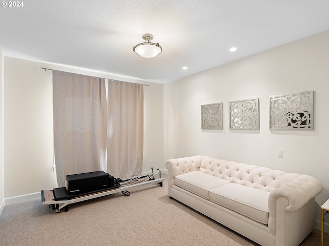 9010 SW Inez St, Tigard, OR 97224 - carpeted living area with recessed lighting