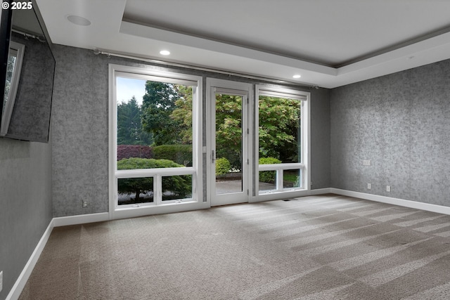 840 Sahalee Ct, Salem, OR 97306 - spare room featuring healthy amount of natural light, recessed lighting, carpet flooring, and a raised ceiling