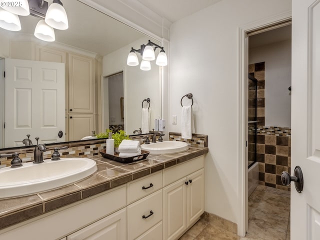 14066 Edenberry Dr, Lake Oswego, OR 97035 - full bathroom with double vanity and shower / bath combination