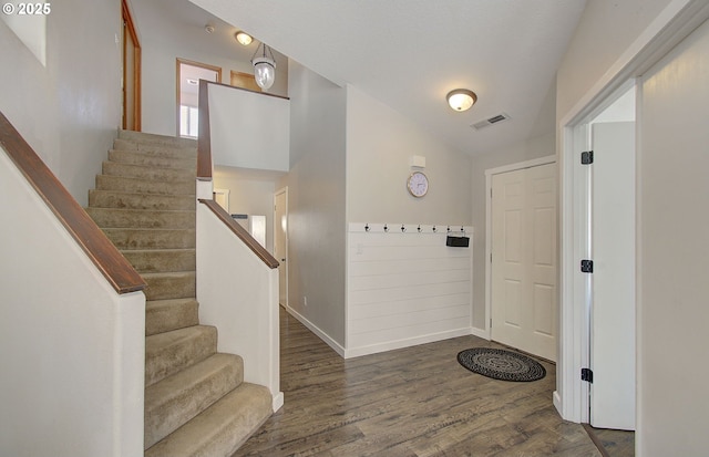 1812 NW 14th St, Battle Ground, WA 98604 - entrance foyer with dark wood-style floors, stairway, and vaulted ceiling