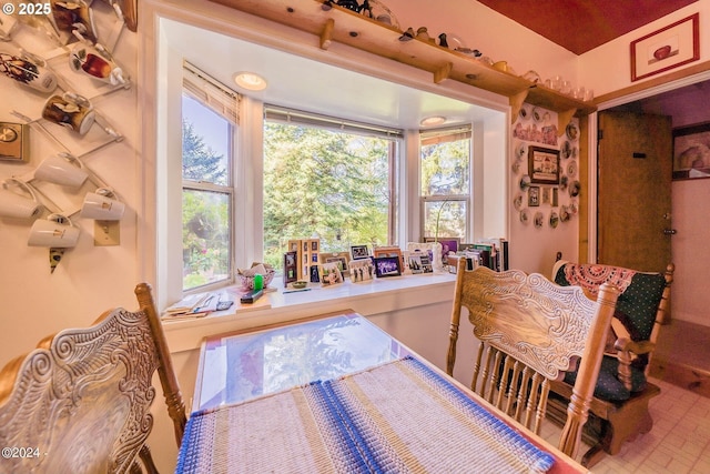 2165 NE E Devils Lake Rd, Otis, OR 97368 - view of dining space