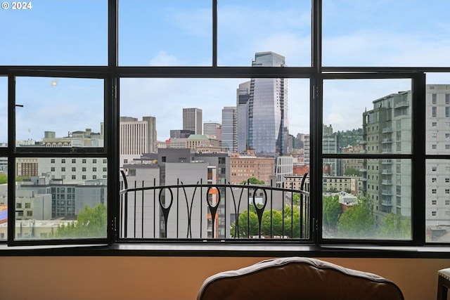 333 NW 9th Ave Unit 1205, Portland, OR 97209 - interior space with a skyline view