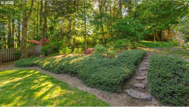 7445 SW Canyon Dr, Portland, OR 97225 - view of fenced backyard