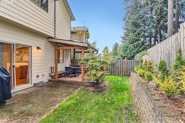 8006 SE Sporri Ln, Milwaukie, OR 97267 - view of yard with a deck and outdoor dining area