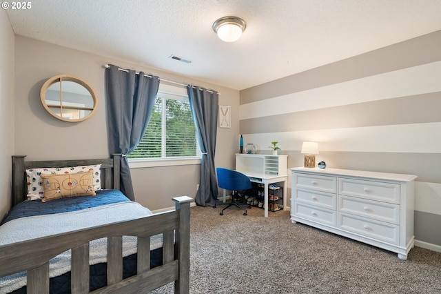 2233 NW Oxford St, Camas, WA 98607 - carpeted bedroom with baseboards