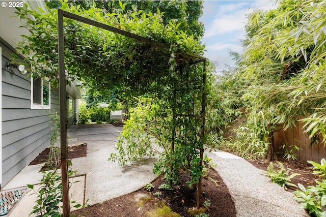 15 SW 95th Ave, Portland, OR 97225 - view of yard featuring a patio area
