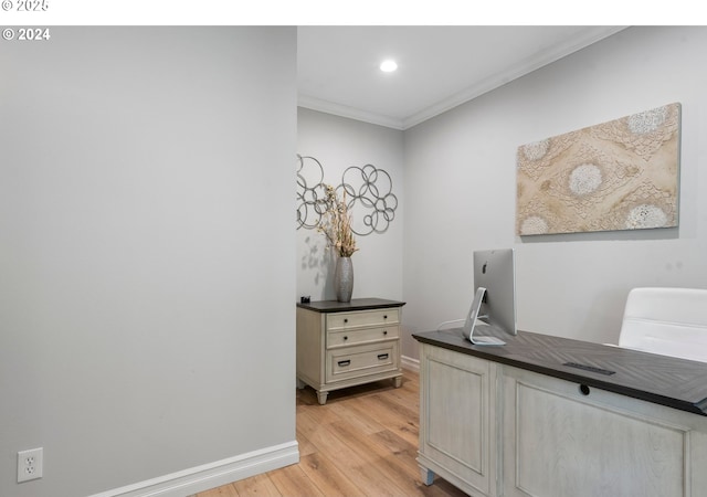 217 Deal Canyon Rd, La Grande, OR 97850 - home office featuring light wood-style floors, ornamental molding, baseboards, and recessed lighting