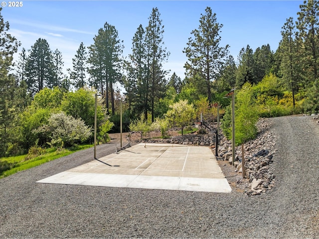 217 Deal Canyon Rd, La Grande, OR 97850 - view of property's community featuring a patio area