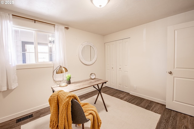 2250 Jeppesen Acres Rd, Eugene, OR 97401 - office with dark wood-style flooring and baseboards