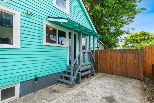 1716 N Rosa Parks Way, Portland, OR 97217 - view of doorway to property