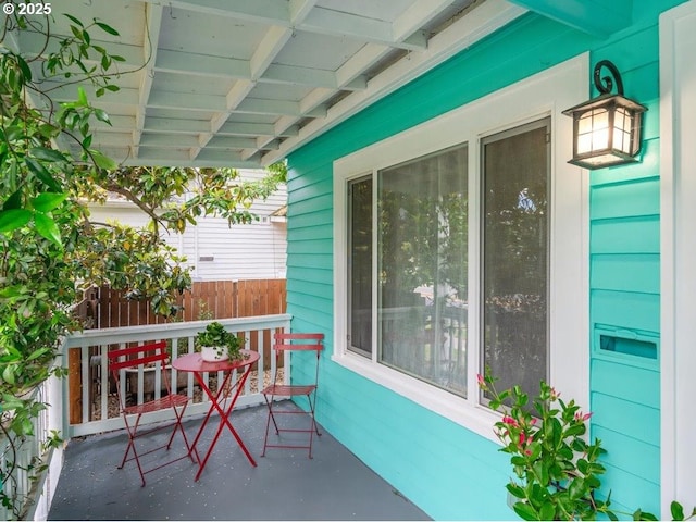1716 N Rosa Parks Way, Portland, OR 97217 - view of balcony