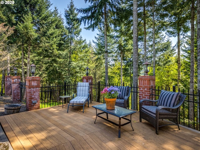 12720 S Carus Rd, Oregon City, OR 97045 - deck featuring an outdoor hangout area