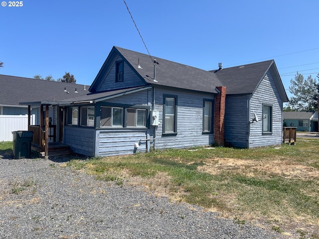 2909 College St, Baker City, OR 97814 - view of front of property with a shingled roof