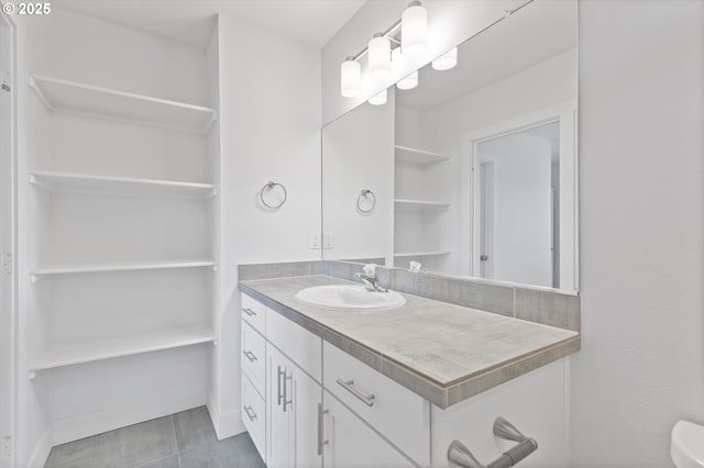 13756 John Jeffrey Ct, Oregon City, OR 97045 - bathroom with vanity, toilet, and baseboards