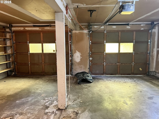16042 Cornell St, Lake Oswego, OR 97034 - garage with a garage door opener
