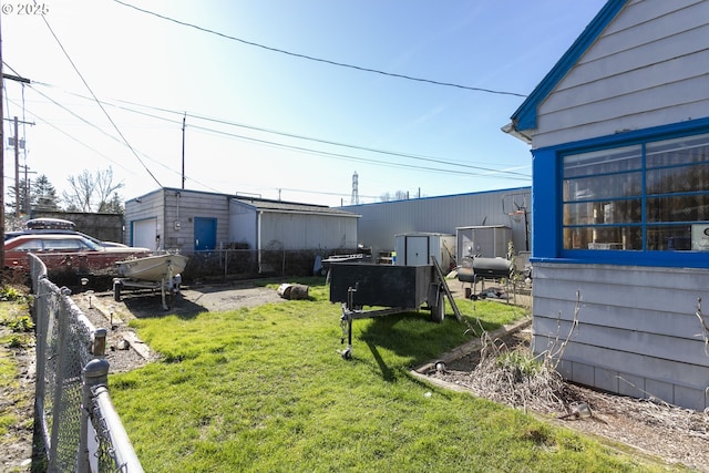 8935 SE Stanley Pl, Portland, OR 97206 - view of yard featuring fence
