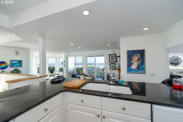 5952 SW Cupola Dr, South Beach, OR 97366 - kitchen with open floor plan, plenty of natural light, a sink, and recessed lighting