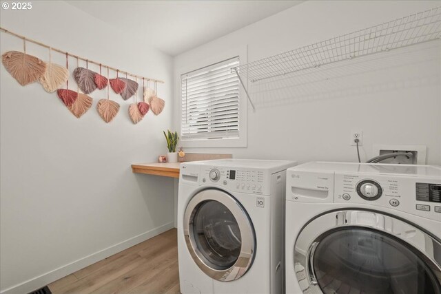 15314 NE 88th St, Vancouver, WA 98682 - laundry area featuring independent washer and dryer and light wood-type flooring