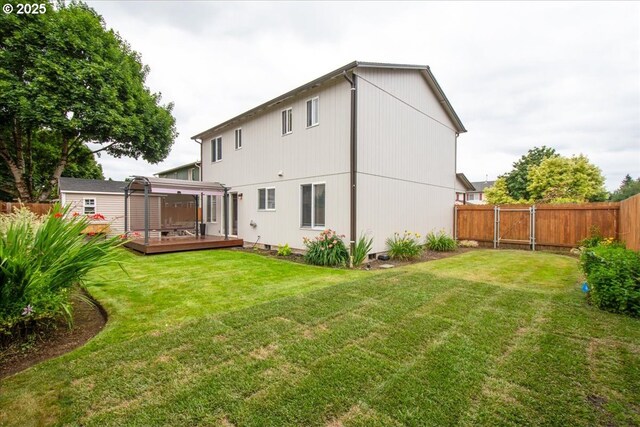 15314 NE 88th St, Vancouver, WA 98682 - back of property with a fenced backyard and a deck