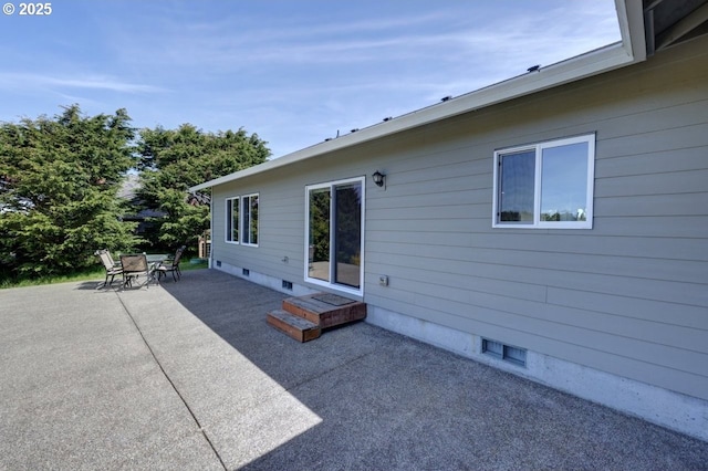 89650 Sea Breeze Dr, Warrenton, OR 97146 - view of patio / terrace with outdoor dining area