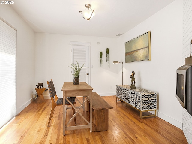 1720 Kilkenny Dr, Lake Oswego, OR 97034 - dining room featuring light wood-type flooring