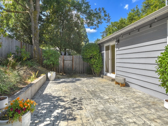 1720 Kilkenny Dr, Lake Oswego, OR 97034 - view of patio / terrace