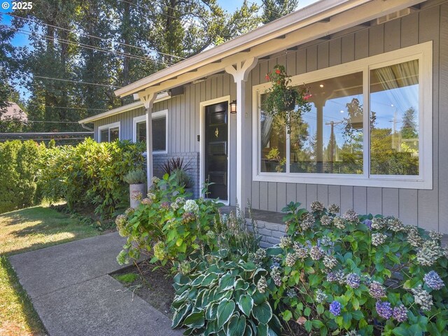 1720 Kilkenny Dr, Lake Oswego, OR 97034 - doorway to property