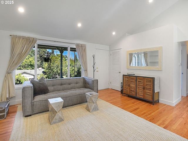 1720 Kilkenny Dr, Lake Oswego, OR 97034 - living area featuring lofted ceiling, light wood-style floors, and recessed lighting