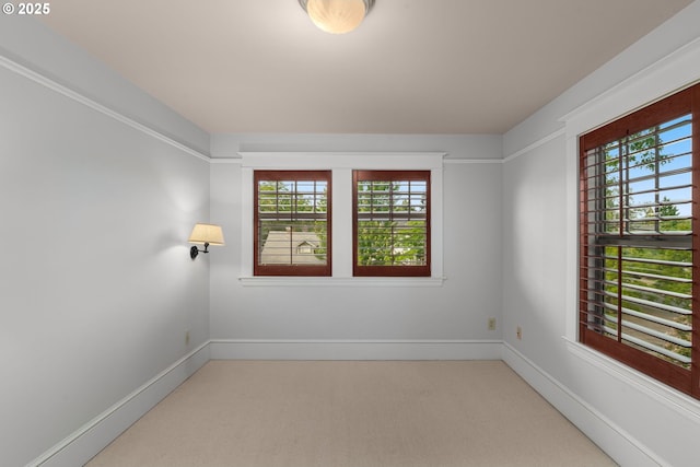1620 NE Going St, Portland, OR 97211 - empty room featuring carpet flooring and baseboards