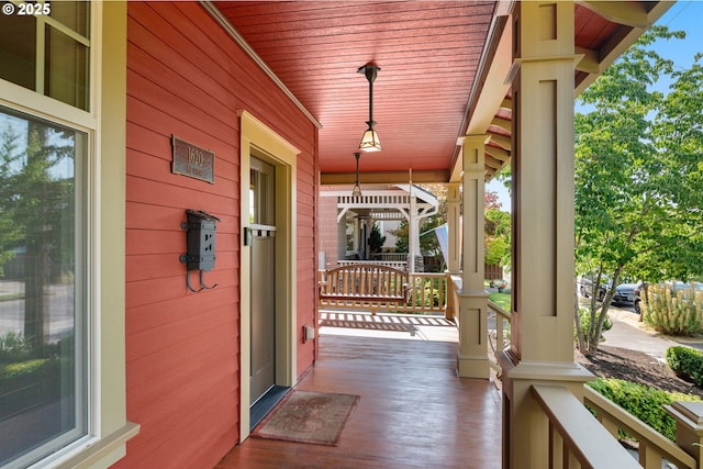 1620 NE Going St, Portland, OR 97211 - view of covered porch