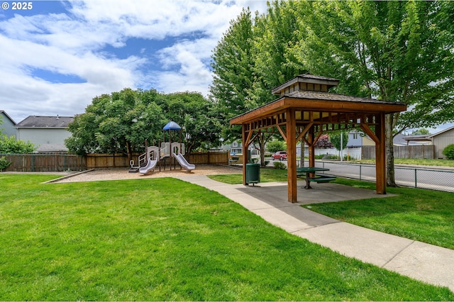 976 E 15th St, Lafayette, OR 97127 - view of property's community with a gazebo