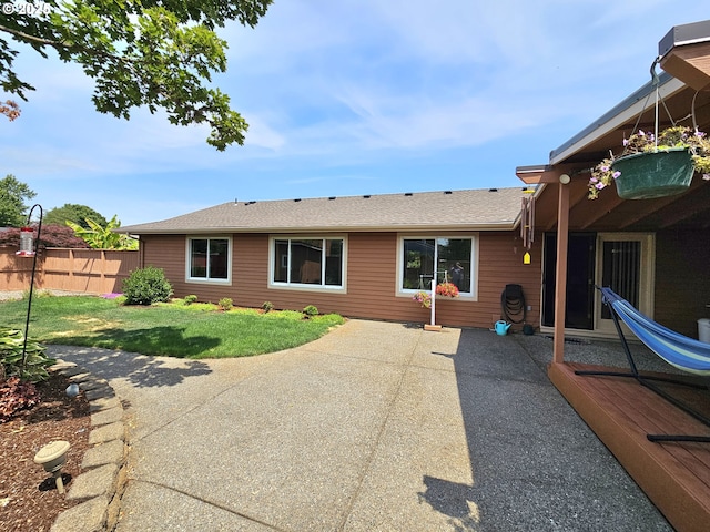 288 N Dorcas Dr, Keizer, OR 97303 - back of property featuring a patio area