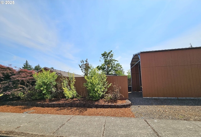 288 N Dorcas Dr, Keizer, OR 97303 - view of yard with a pole building and an outdoor structure