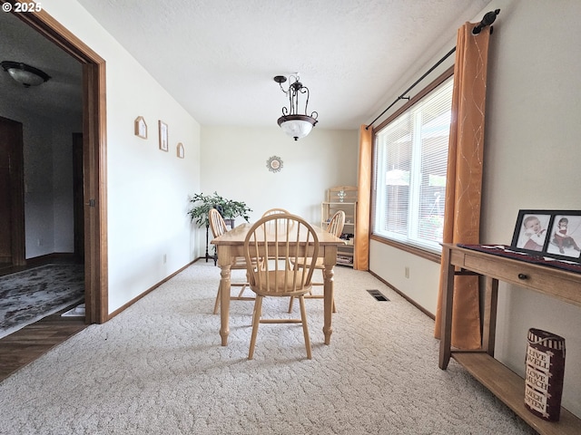 288 N Dorcas Dr, Keizer, OR 97303 - carpeted dining area featuring baseboards