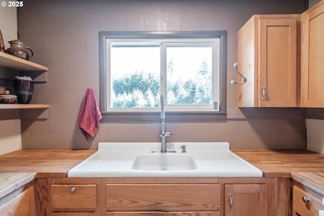 9602 Harlan Rd, Eddyville, OR 97343 - view of laundry area