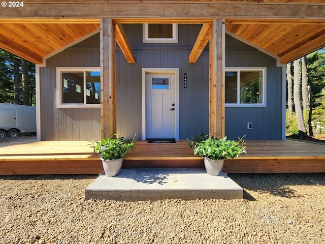view of property entrance