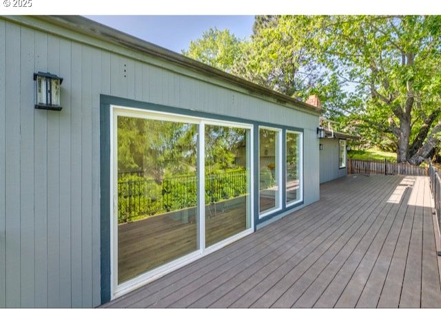3175 Glen Creek Rd, Salem, OR 97304 - view of wooden deck