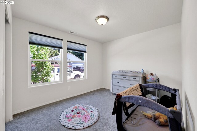 717 S 53rd Pl, Springfield, OR 97478 - carpeted bedroom featuring baseboards