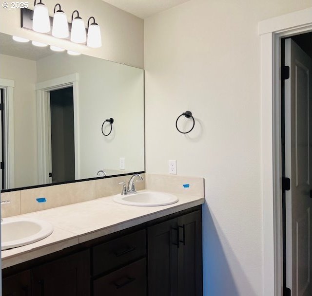 bathroom with vanity