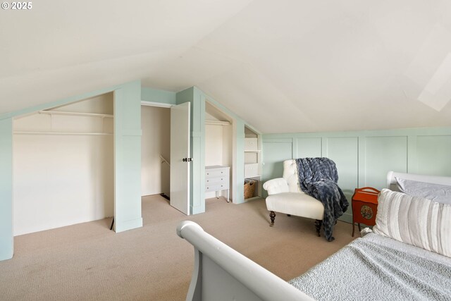 4134 N Concord Ave, Portland, OR 97217 - bedroom with vaulted ceiling and light carpet