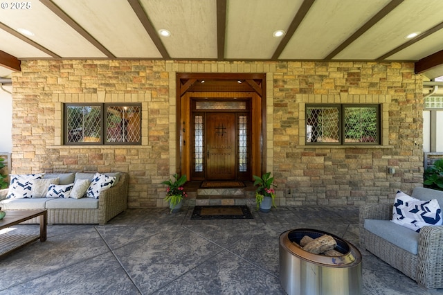 9684 Ankeny Crest Ln S, Salem, OR 97306 - entrance to property featuring an outdoor living space and a patio