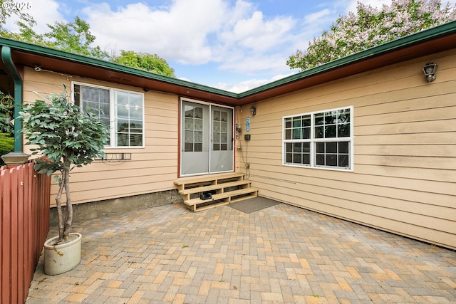 10 SE Kegler Ave, Winston, OR 97496 - view of patio / terrace with entry steps