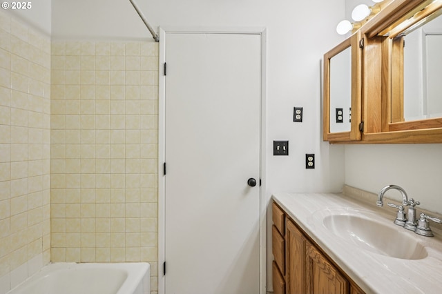 1631 N Clark St, Cornelius, OR 97113 - bathroom with vanity and shower / bath combination