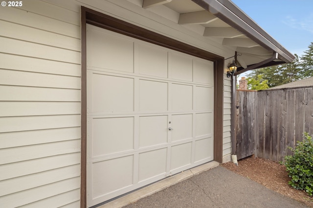15787 SW Village Cir, Beaverton, OR 97007 - garage with driveway