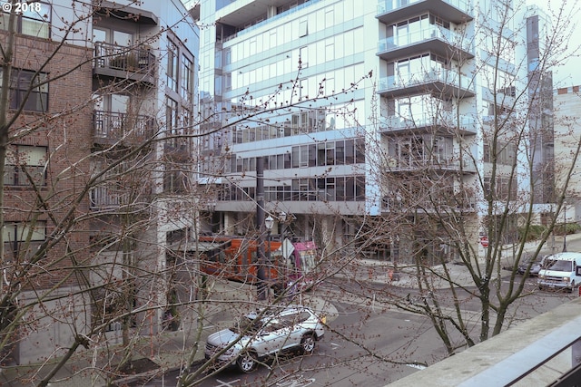 1125 NW 9th Ave, Portland, OR 97209 - view of apartment building / complex