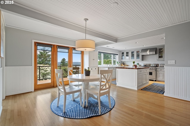 6413 Buena Vista Dr, Vancouver, WA 98661 - dining space featuring wainscoting and light wood finished floors